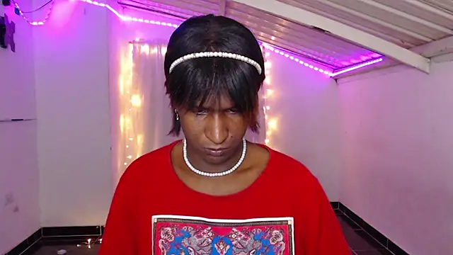 Angell Dustt  online show from March 23, 8:15 am