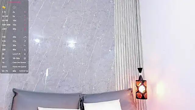 Snapshot of Sophiee_Velvet chatting on January 27, 11:43 am Sophiee Velvet online show from January 27, 11:43 am