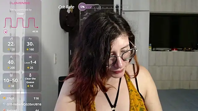 Snapshot of mariana124- chatting on March 18, 9:32 pm mariana124- online show from March 18, 9:32 pm