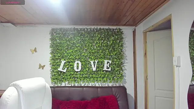 Enma  clark online show from January 31, 7:08 pm