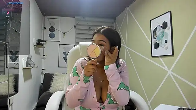 Enma  clark online show from February 1, 3:49 am