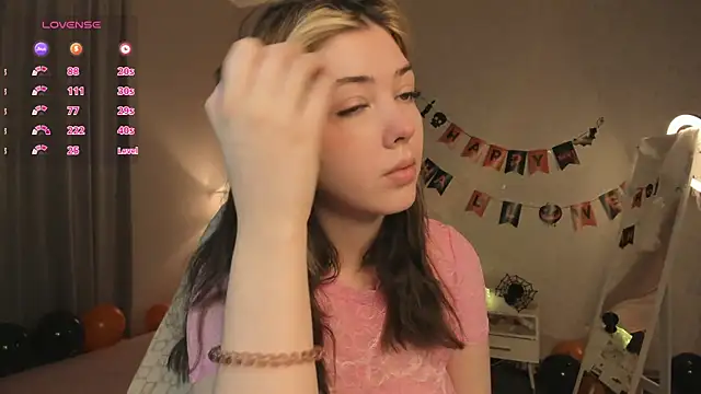 Vanessa Walters online show from October 25, 3:03 am