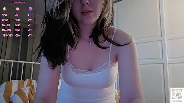 Vanessa Walters online show from February 19, 3:35 am