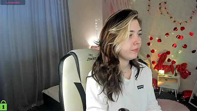 Vanessa Walters online show from March 21, 3:00 am