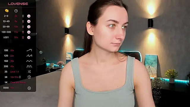 Snapshot of annacooleman chatting on February 14, 9:34 am annacooleman online show from February 14, 9:34 am