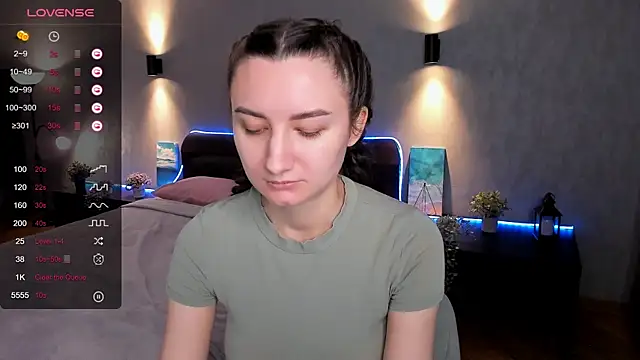 Snapshot of annacooleman chatting on February 18, 2:27 am annacooleman online show from February 18, 2:27 am