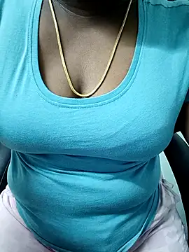 Snapshot of tamil_subha69 chatting on November 11, 1:38 am tamil subha69 online show from November 11, 1:38 am