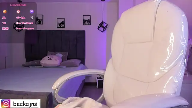 Snapshot of Beck_jones chatting on October 30, 1:45 pm Beck jones online show from October 30, 1:45 pm