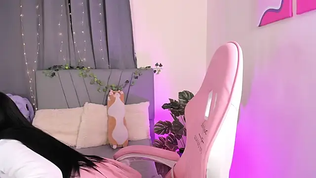 emy bonita1 online show from March 6, 12:10 am