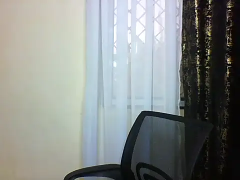 Candii wet  online show from February 1, 2:45 pm