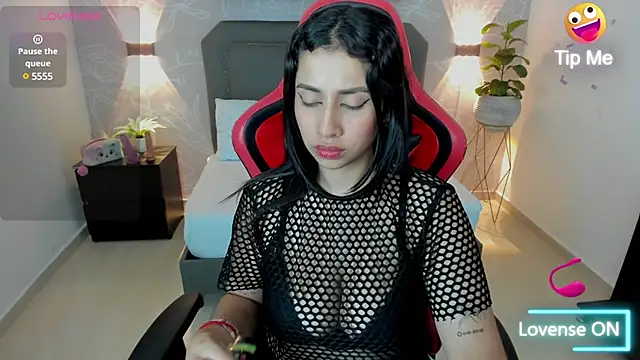 Snapshot of venuz_lee chatting on January 27, 12:58 pm venuz lee online show from January 27, 12:58 pm