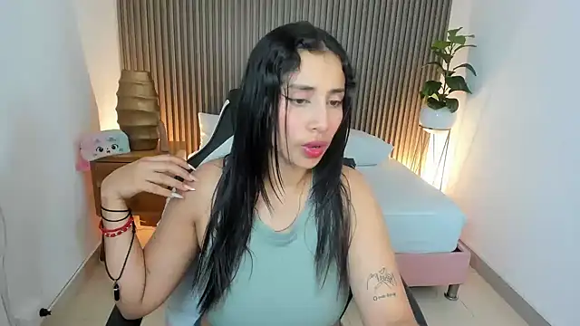Snapshot of venuz_lee chatting on March 19, 12:56 pm venuz lee online show from March 19, 12:56 pm