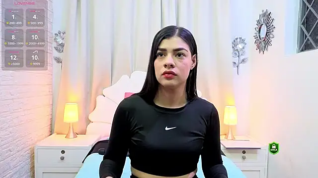 Snapshot of Maguy_Mistress chatting on March 4, 12:00 pm Maguy Mistress online show from March 4, 12:00 pm