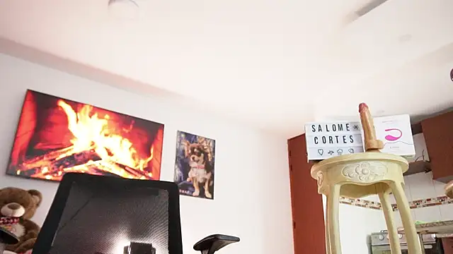 Snapshot of salome_cortes26 chatting on March 11, 5:02 pm salome cortes26 online show from March 11, 5:02 pm