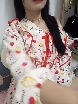 Snapshot of Lovely_kute chatting on March 21, 11:34 pm Lovely kute online show from March 21, 11:34 pm