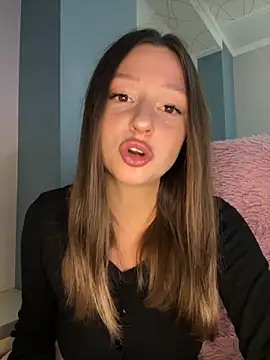 Kimsweet7 online show from October 6, 6:05 pm