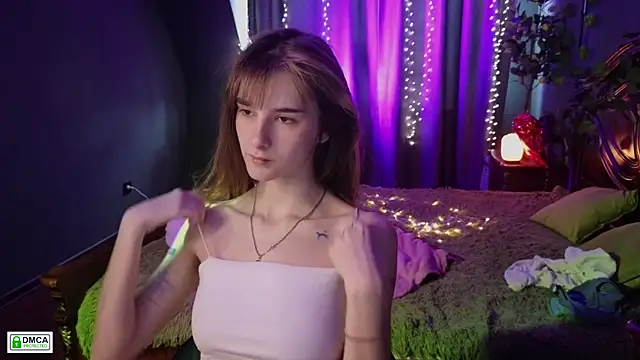 Snapshot of Era_Robinhood chatting on February 25, 12:45 pm Era Robinhood online show from February 25, 12:45 pm