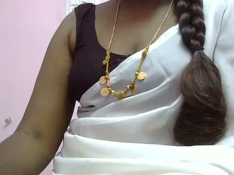 Snapshot of Hot_akshara chatting on December 1, 4:01 pm Hot akshara online show from December 1, 4:01 pm