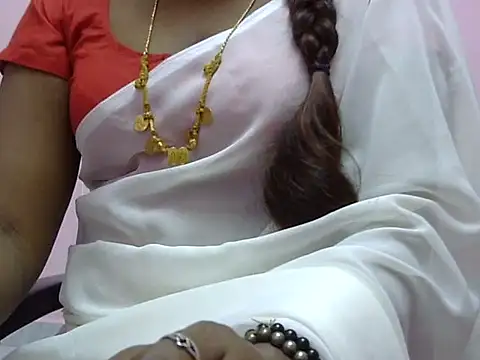 Snapshot of Hot_akshara chatting on December 16, 10:37 pm Hot akshara online show from December 16, 10:37 pm