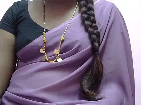 Snapshot of Hot_akshara chatting on December 21, 10:55 am Hot akshara online show from December 21, 10:55 am