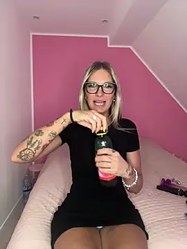 Lydie off online show from February 12, 12:01 pm