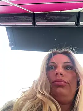 Lydie off online show from March 10, 8:04 am