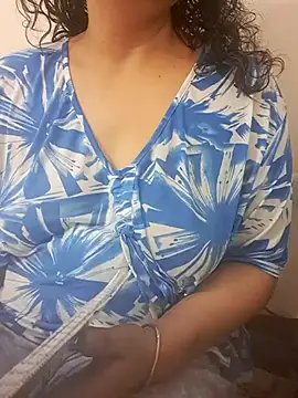 MakeMeCumAhh online show from March 13, 8:00 pm