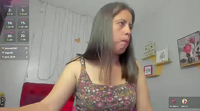 Snapshot of kathina_giraldo chatting on December 16, 3:54 pm kathina giraldo online show from December 16, 3:54 pm