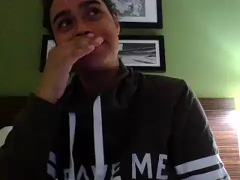 Snapshot of cinnaminnie chatting on January 13, 12:30 am cinnaminnie online show from January 13, 12:30 am