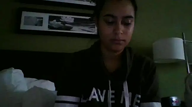 Snapshot of cinnaminnie chatting on January 13, 8:58 pm cinnaminnie online show from January 13, 8:58 pm