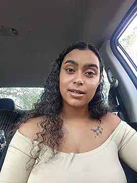 Snapshot of cinnaminnie chatting on March 14, 3:47 pm cinnaminnie online show from March 14, 3:47 pm