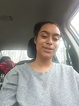 Snapshot of cinnaminnie chatting on March 16, 2:55 pm cinnaminnie online show from March 16, 2:55 pm