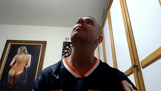 Snapshot of nicolay_74 chatting on September 29, 10:47 pm nicolay 74 online show from September 29, 10:47 pm