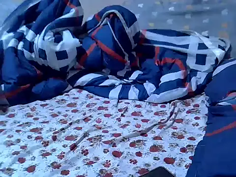 Snapshot of Just_Karu chatting on October 14, 10:49 am Just Karu online show from October 14, 10:49 am