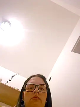 Jujuicy 97 online show from April 9, 4:01 am