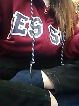 JasminePham online show from December 31, 1:04 am