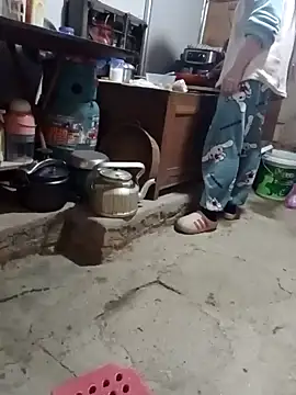 JasminePham online show from December 31, 4:06 am