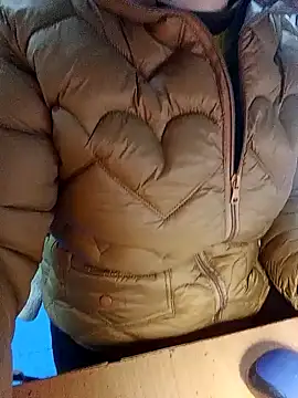 JasminePham online show from February 12, 1:30 am