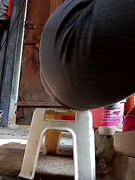 JasminePham online show from March 20, 1:02 am