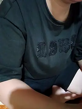 JasminePham online show from October 10, 1:37 am