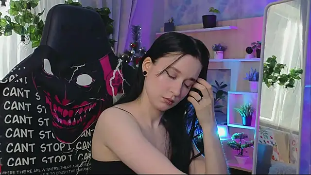 Snapshot of KiraLiLime chatting on February 27, 12:34 pm KiraLiLime online show from February 27, 12:34 pm