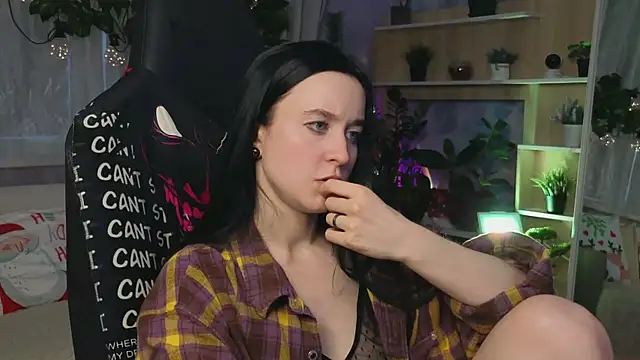 Snapshot of KiraLiLime chatting on March 12, 2:56 pm KiraLiLime online show from March 12, 2:56 pm