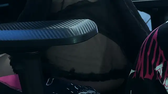 Snapshot of KiraLiLime chatting on March 20, 11:49 am KiraLiLime online show from March 20, 11:49 am