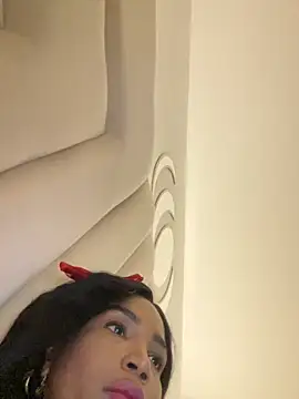 Jessie-pradoo online show from September 28, 2:28 am