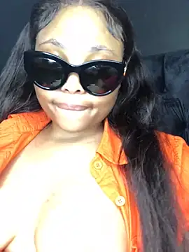 Anaelle24 online show from February 13, 5:22 pm