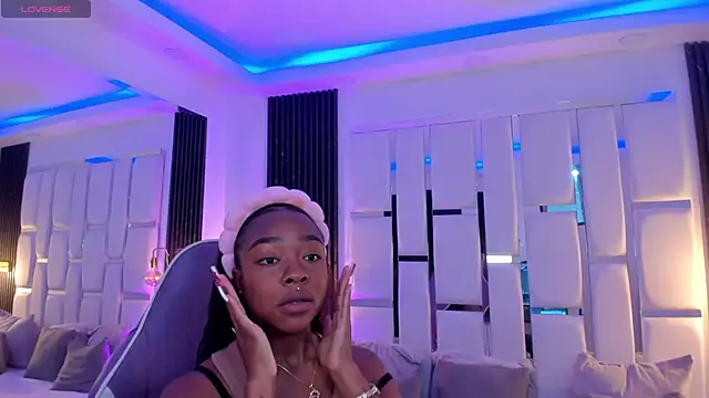 mia schwarz online show from November 12, 10:09 pm