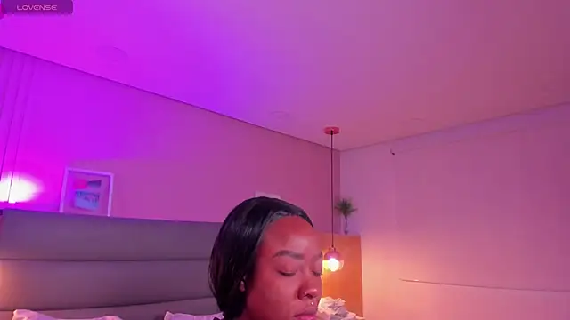 mia schwarz online show from February 26, 12:15 pm