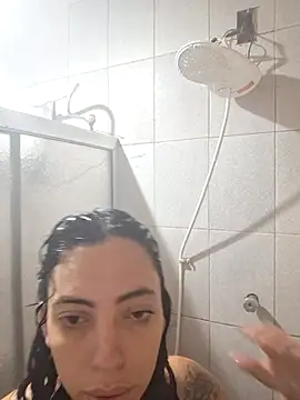 Snapshot of Sweet-diamondxxx chatting on October 29, 12:29 pm Sweet-diamondxxx online show from October 29, 12:29 pm