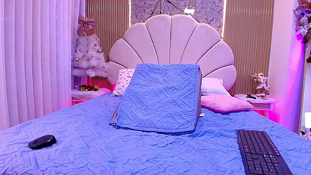 Snapshot of aisha_sh chatting on November 29, 11:57 am aisha sh online show from November 29, 11:57 am