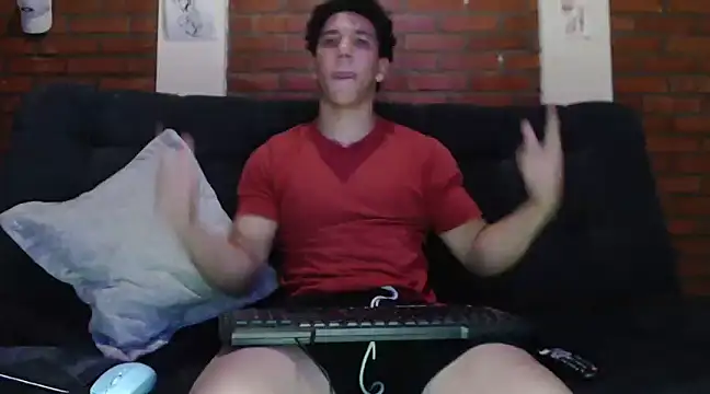 Snapshot of ethan_noir chatting on December 24, 7:17 am ethan noir online show from December 24, 7:17 am